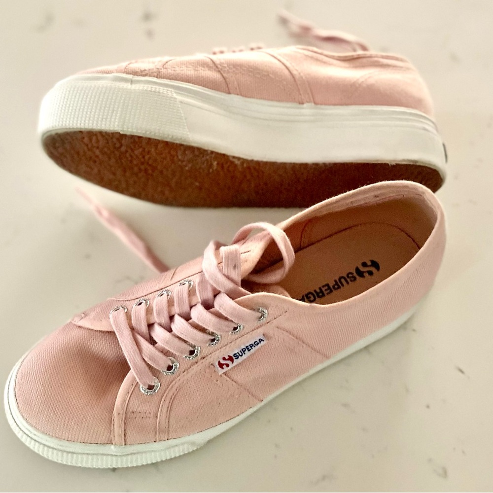 Superga Women's Blush Pink Canvas Sneakers Sz. 6 1/2 US